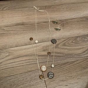 Layered mixed metal set